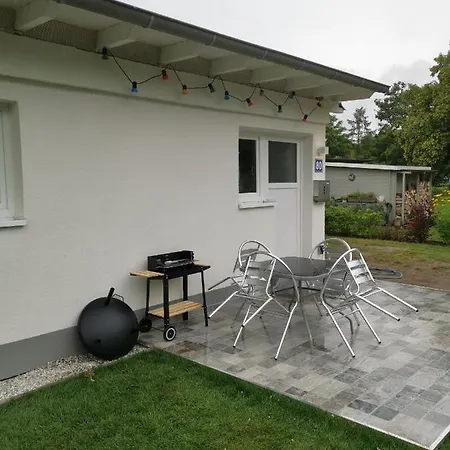 2 Bedroom Bungalow, Fireplace, Sauna, Kitchen By The Lake - Am Grimnitzee * Friedrichswalde
