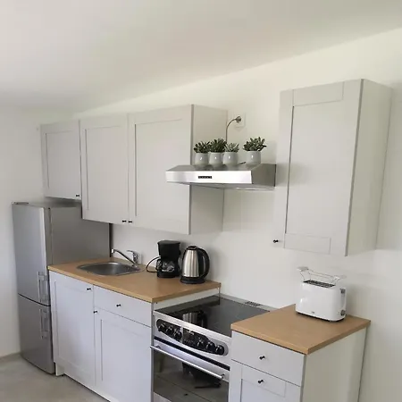 2 Bedroom Bungalow, Fireplace, Sauna, Kitchen By The Lake - Am Grimnitzee
